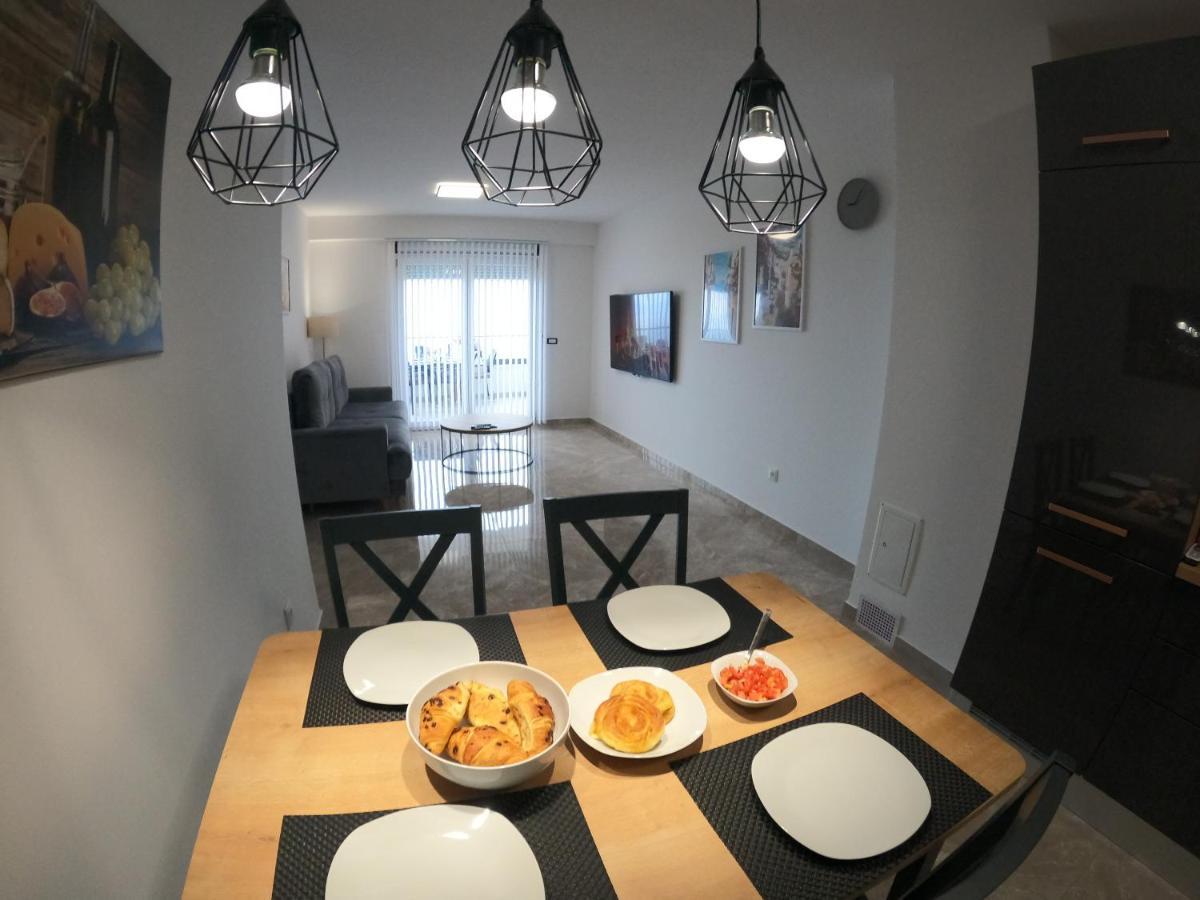Apartment Dalmatino ماكارسكا المظهر الخارجي الصورة